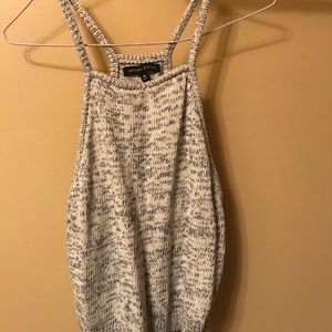 Sweater tank crop